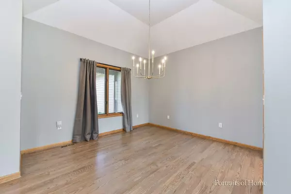 Yorkville, IL 60560,326 Austin Court