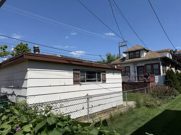 Berwyn, IL 60402,2614 Highland Avenue