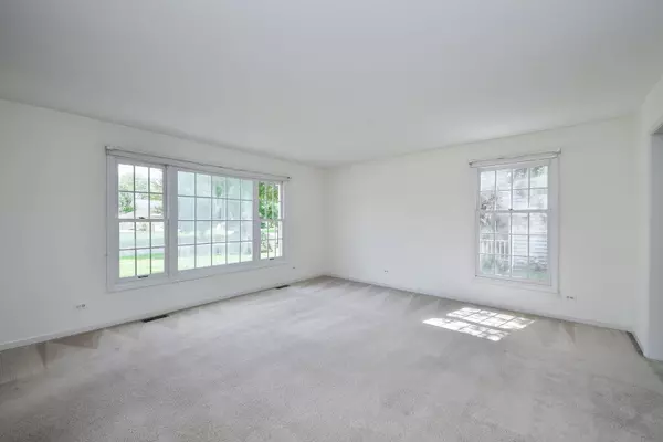 Batavia, IL 60510,1211 Averill Drive