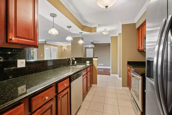 Glen Ellyn, IL 60137,470 Fawell Boulevard #320