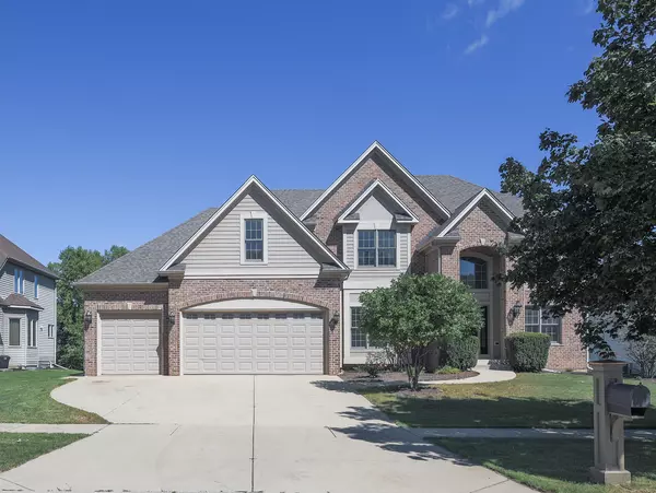 618 Pine Street, Sugar Grove, IL 60554