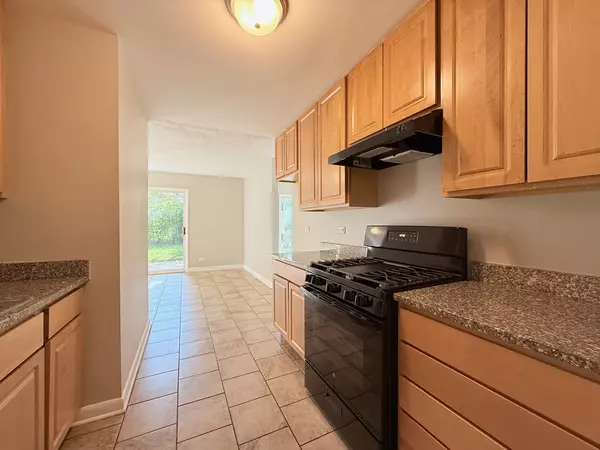 Hazel Crest, IL 60429,2711 Larkspur Lane
