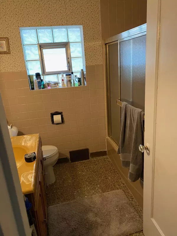 Berwyn, IL 60402,1413 Cuyler Avenue