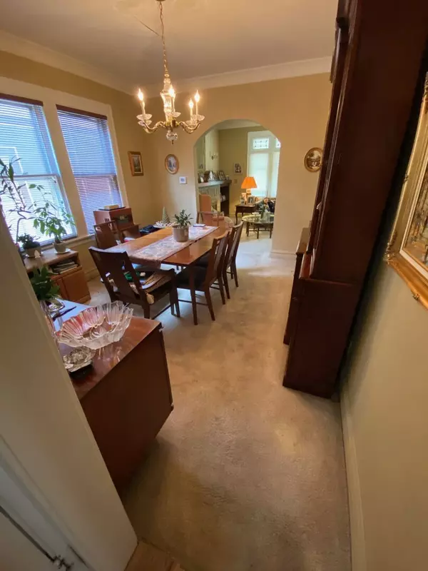 Berwyn, IL 60402,1413 Cuyler Avenue