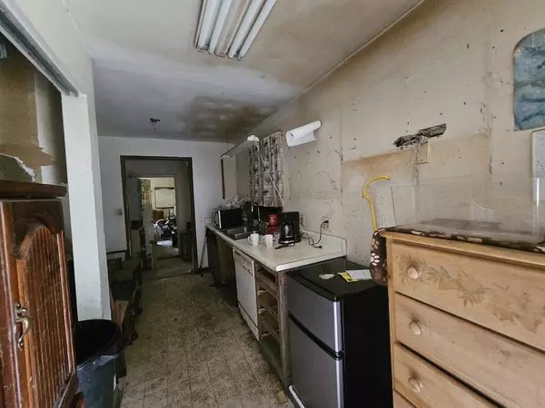 Zion, IL 60099,10702 W 17th Street