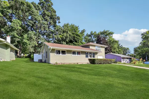 Dekalb, IL 60115,114 Joanne Lane