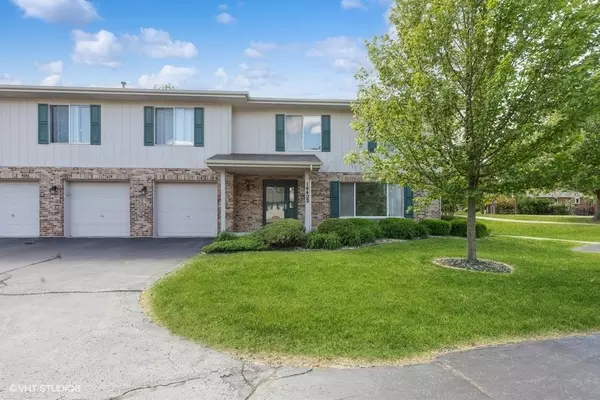 Orland Park, IL 60462,14402 S 90TH Court #1A