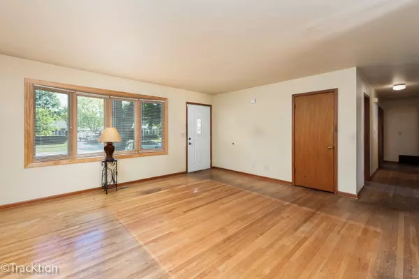 Aurora, IL 60506,756 N Edgelawn Drive