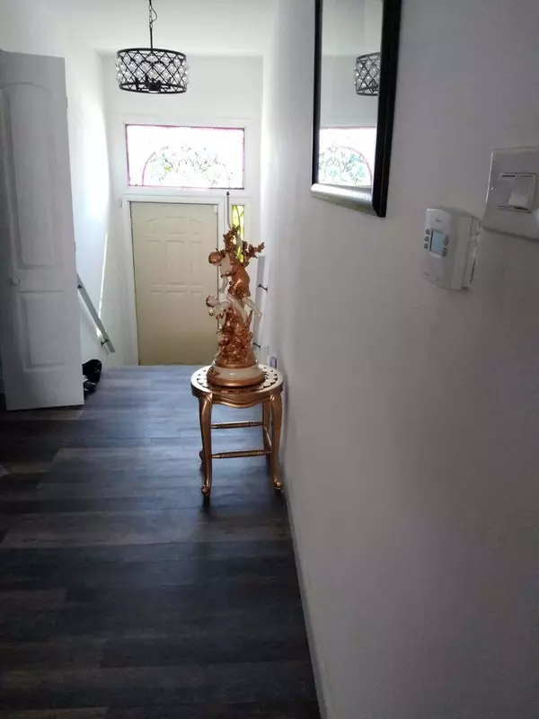 Hazel Crest, IL 60429,18650 Golfview Drive