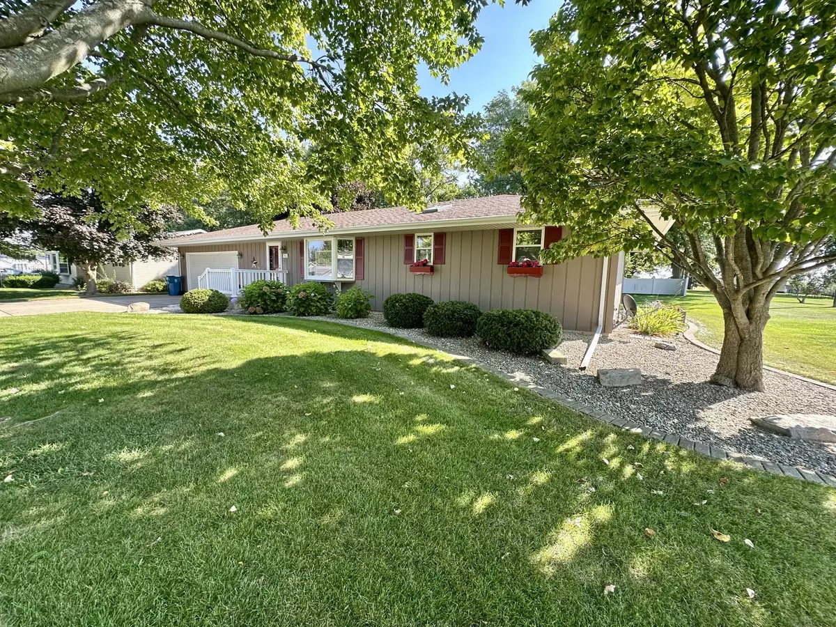 Ohio, IL 61349,203 N Pleasant Street