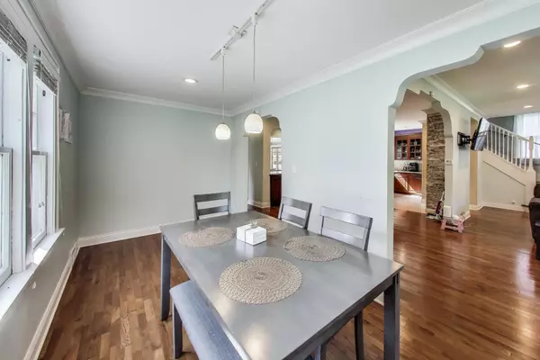 Zion, IL 60099,2818 Emmaus Avenue