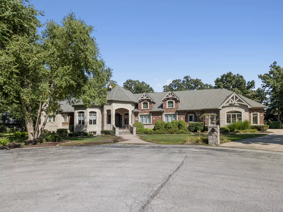 Palos Park, IL 60464,50 Elizabeth Lane