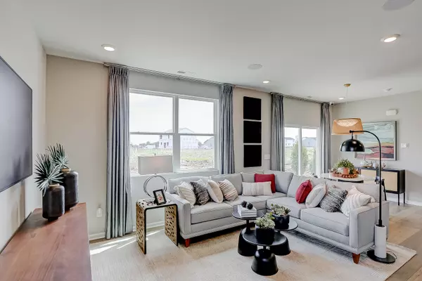 South Elgin, IL 60177,280 Kingsport Drive