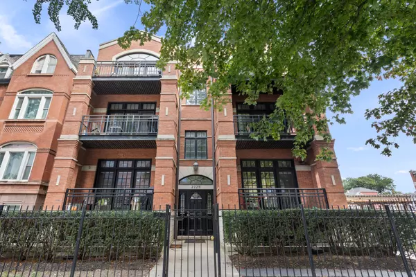 2729 N Sheffield Avenue #1S, Chicago, IL 60614
