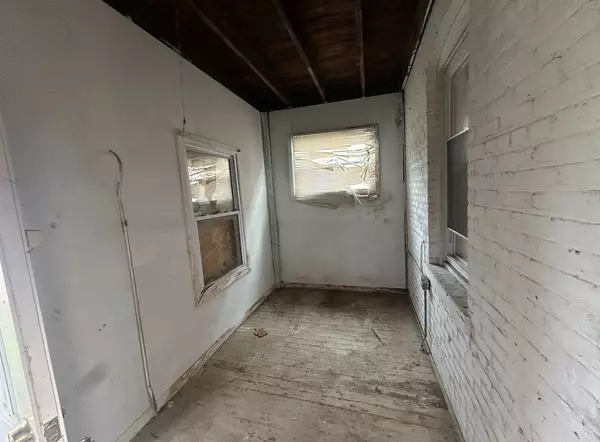 Calumet City, IL 60409,510 157th Street