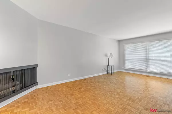 Wilmette, IL 60091,1924 Wilmette Avenue #D