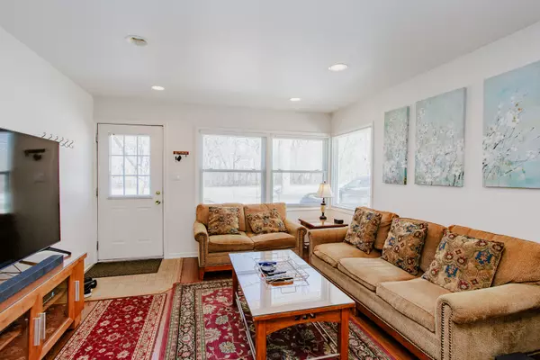 Northbrook, IL 60062,2009 Dundee Road