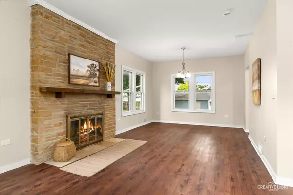 Montgomery, IL 60538,125 S Main Street