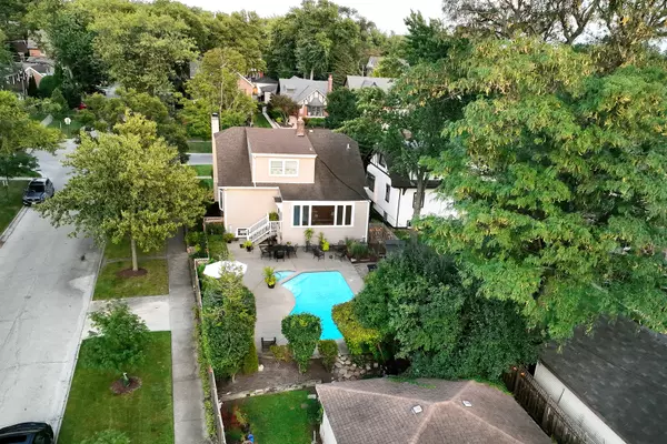 Park Ridge, IL 60068,1020 S Vine Avenue