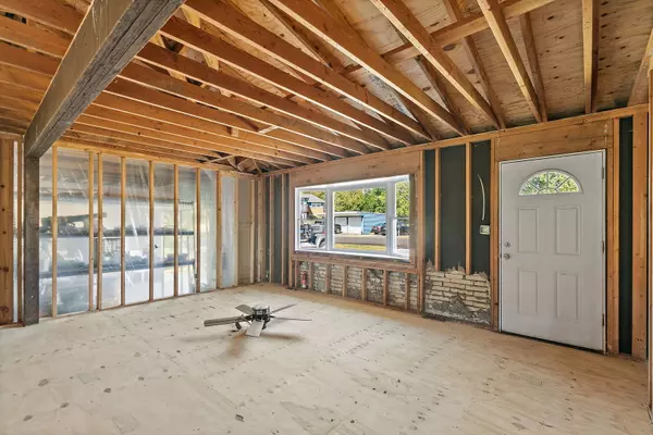 Mchenry, IL 60051,1007 Oeffling Drive