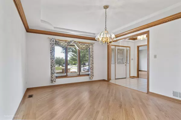 Orland Park, IL 60467,16738 Lee Street