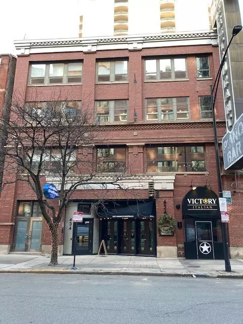 434 W Ontario Street #2, Chicago, IL 60654