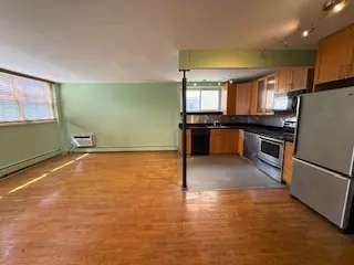 Evanston, IL 60201,2726 Central Street #3D