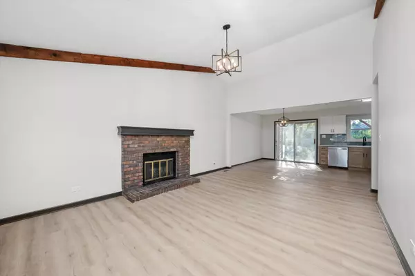 Woodridge, IL 60517,8040 Geneva Street