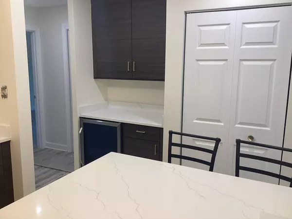 Palatine, IL 60074,900 E Wilmette Road #211