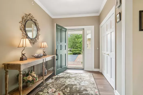 Long Grove, IL 60047,4614 Forest Way Circle