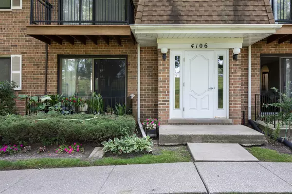 Glenview, IL 60025,4106 Cove Lane #A