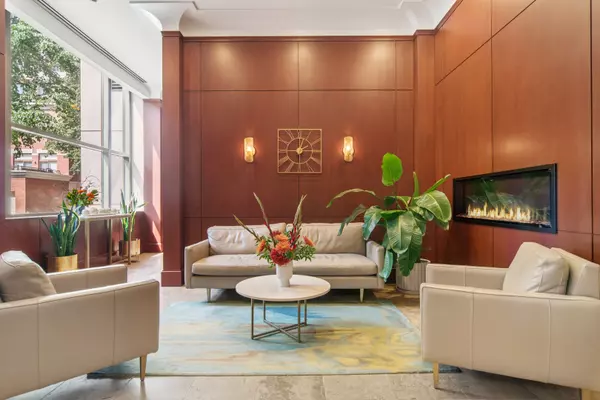 Chicago, IL 60605,1335 S Prairie Avenue #1406