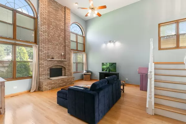 Oak Lawn, IL 60453,9711 Tulley Avenue