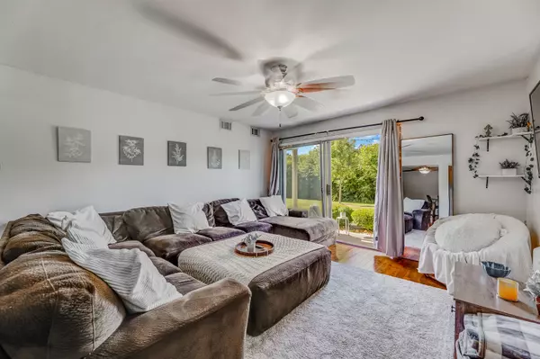 Crestwood, IL 60418,5715 PARK Place #K1