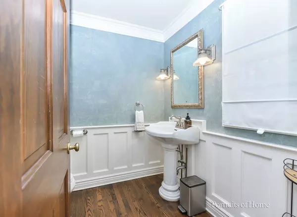 Wheaton, IL 60189,1645 Burning Trail Court