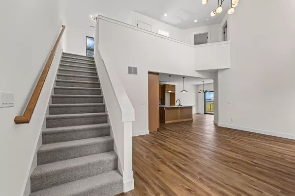 Champaign, IL 61822,3311 Palmer Drive