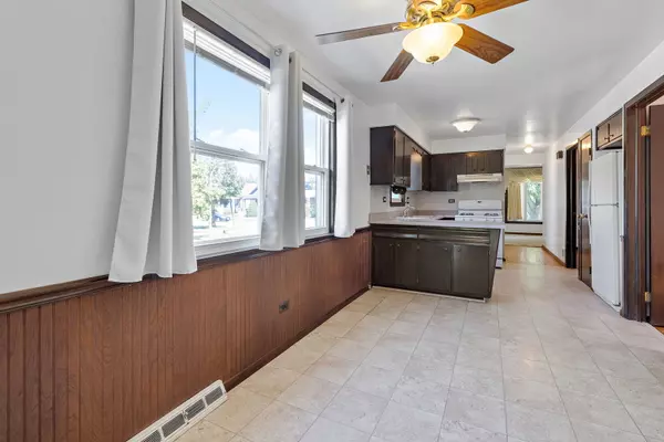 Chicago, IL 60617,10800 S Avenue G