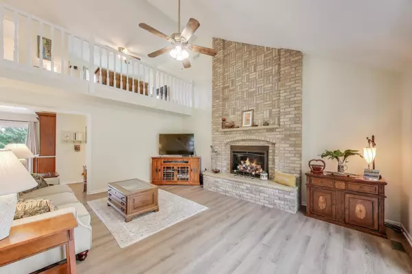 Spring Grove, IL 60081,1710 Elm Street