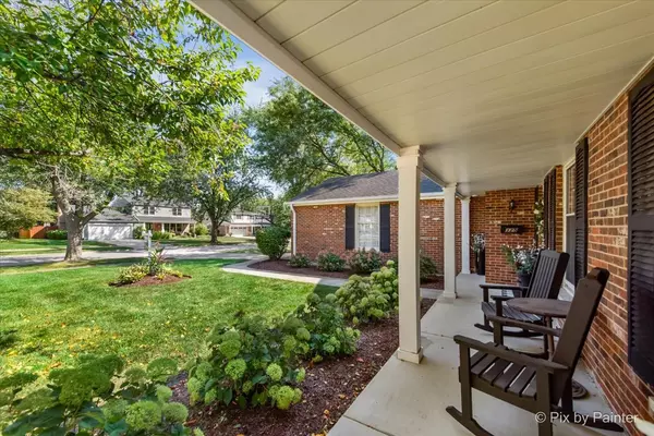 Naperville, IL 60540,325 Green Valley Drive