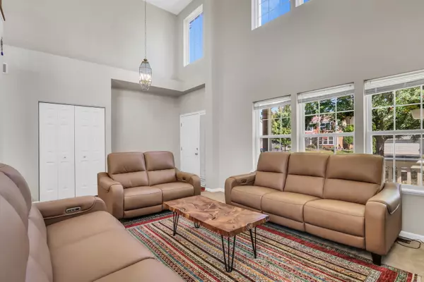 Grayslake, IL 60030,1270 Chesterfield Lane