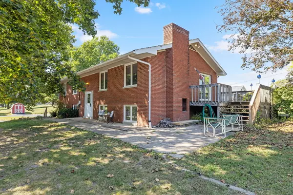 Yorkville, IL 60560,403 W Somonauk Street