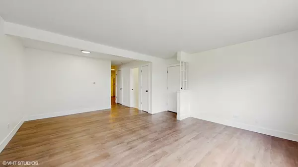 Glenview, IL 60025,10406 Michael Todd Terrace #GW