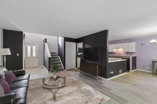 Flossmoor, IL 60422,1603 Huntington Court