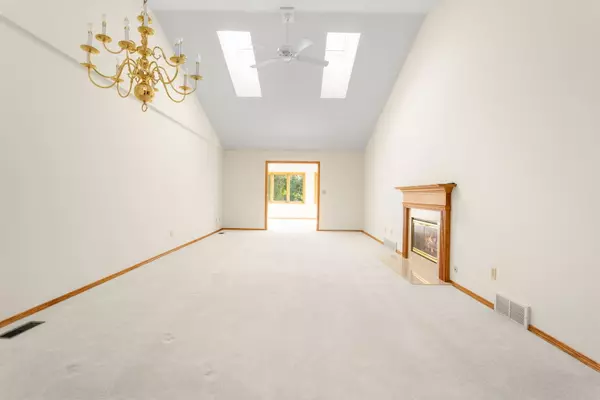 Sycamore, IL 60178,1450 Adrienne Circle