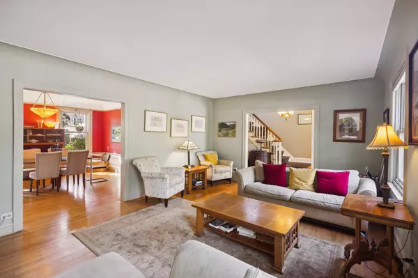 Evanston, IL 60202,1200 Dobson Street