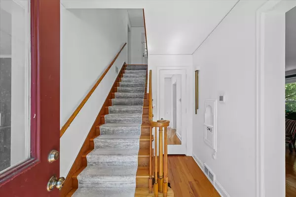 Urbana, IL 61801,302 W Florida Avenue