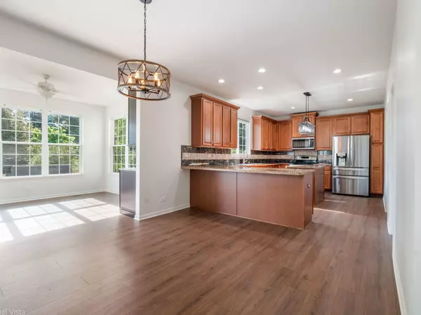 Huntley, IL 60142,10020 Berkshire Lane