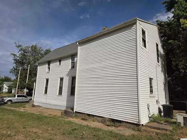 Quincy, IL 62301,1324 N 9th