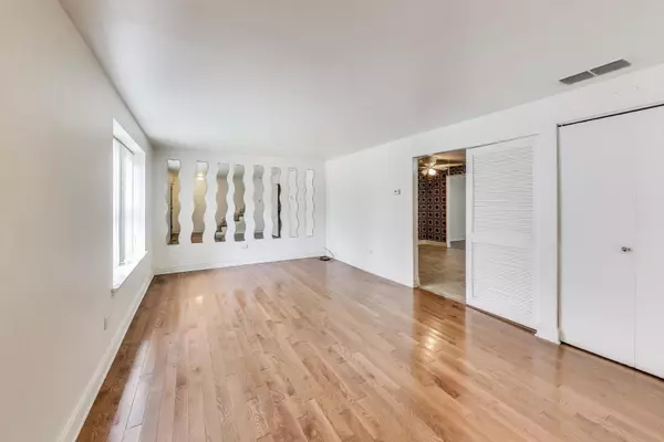 University Park, IL 60484,1029 Samson Drive