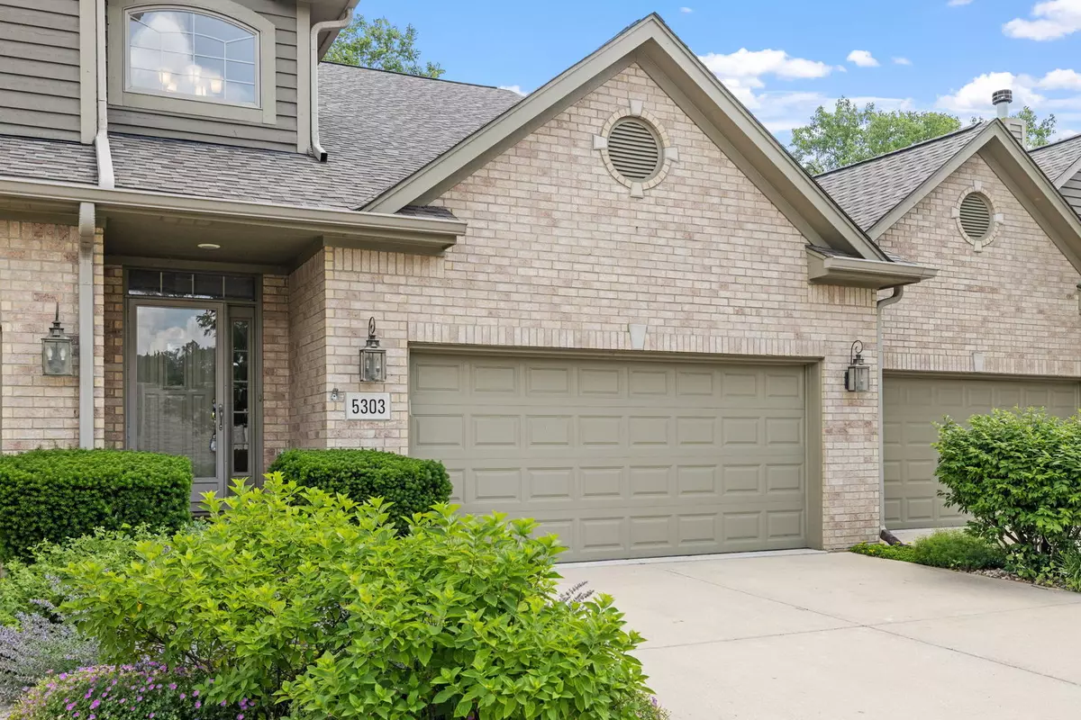 Western Springs, IL 60558,5303 COMMONWEALTH Avenue #5303